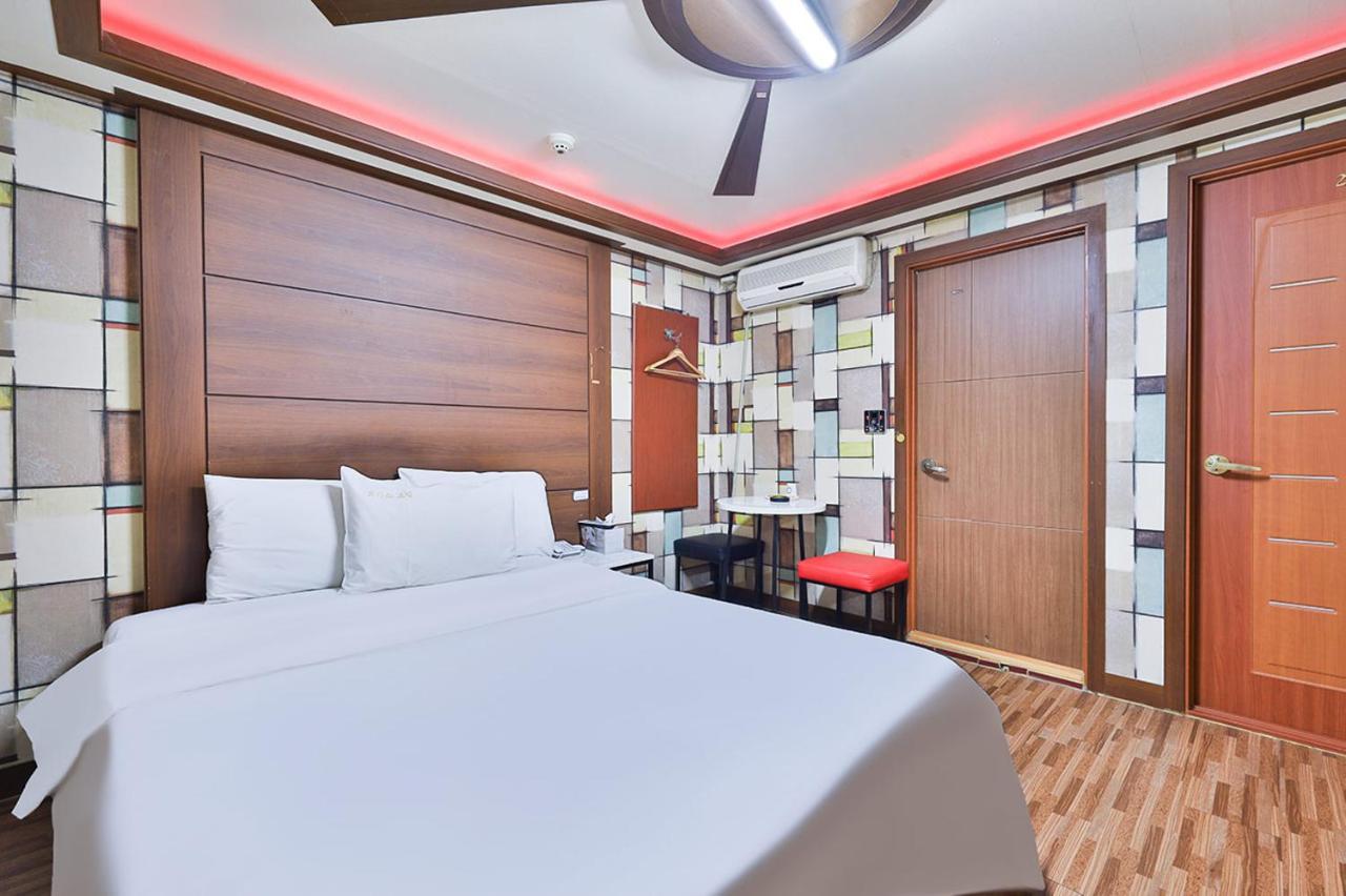 Picasso Motel Seoul Exterior photo