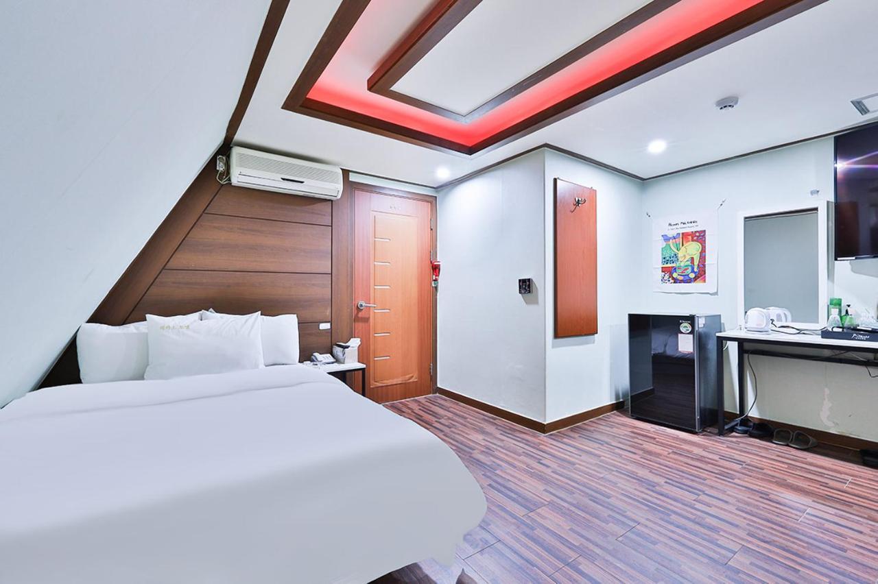 Picasso Motel Seoul Exterior photo