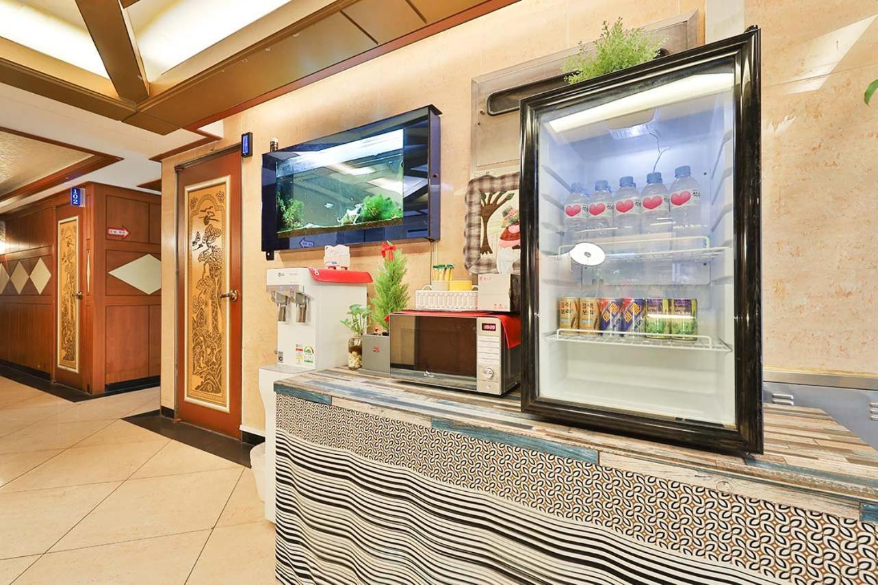 Picasso Motel Seoul Exterior photo