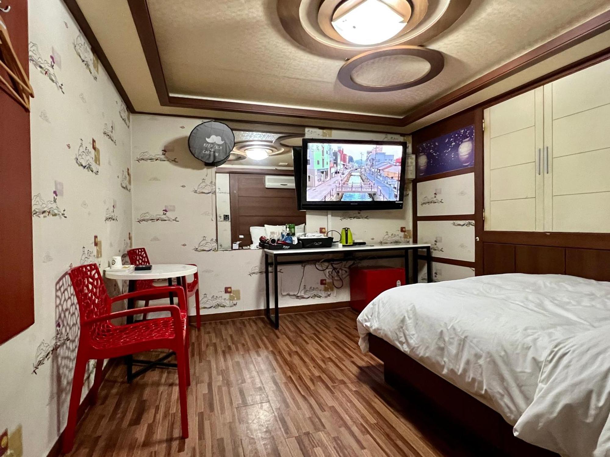 Picasso Motel Seoul Exterior photo